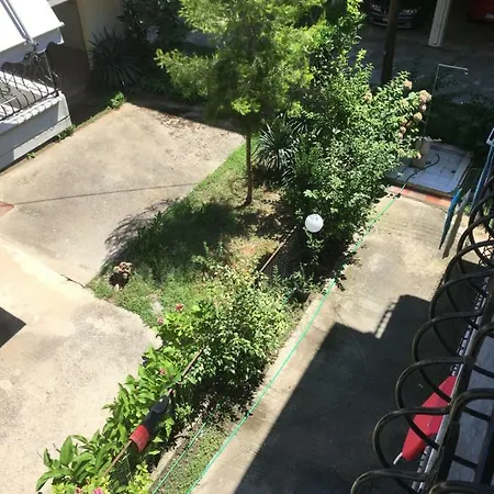 度假居 A Charming Very Near The Sea