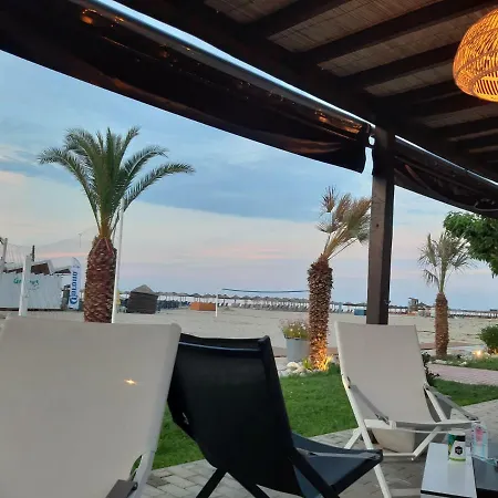 A Charming Very Near The Sea 度假居